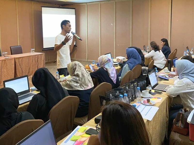 Delivertisa - Jasa Digital Agency Terbaik di Medan untuk Workshop Pelatihan Kelas Kursus Mentoring Digital Marketing, Meta Ads, Iklan Facebook, Instagram, WhatsApp - UKM, UMKM, Perusahaan, Dinas Instansi Pemerintahan - Branding, Website
